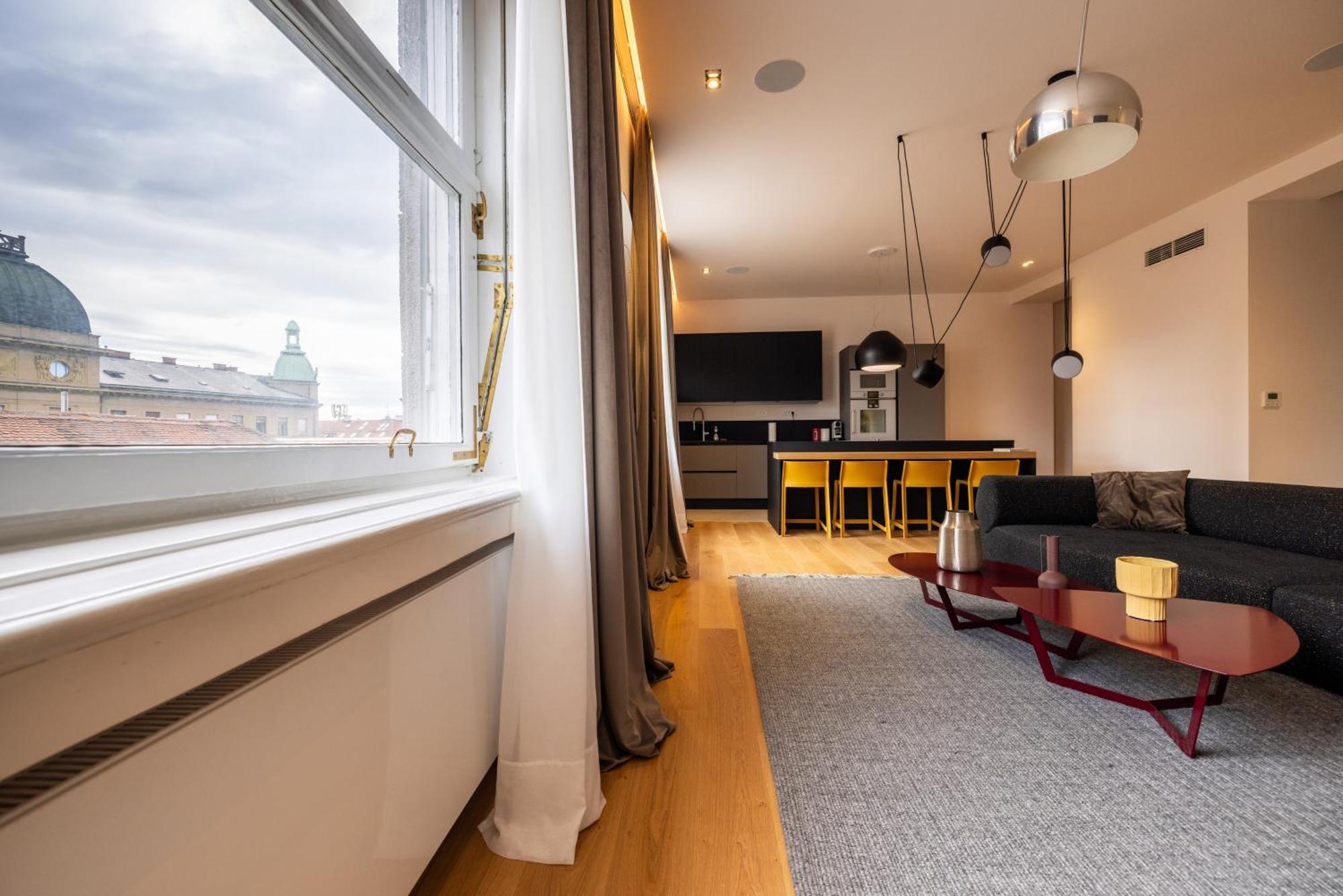 Main Square Luxury Apartment View Central Residence Zagreb Bagian luar foto