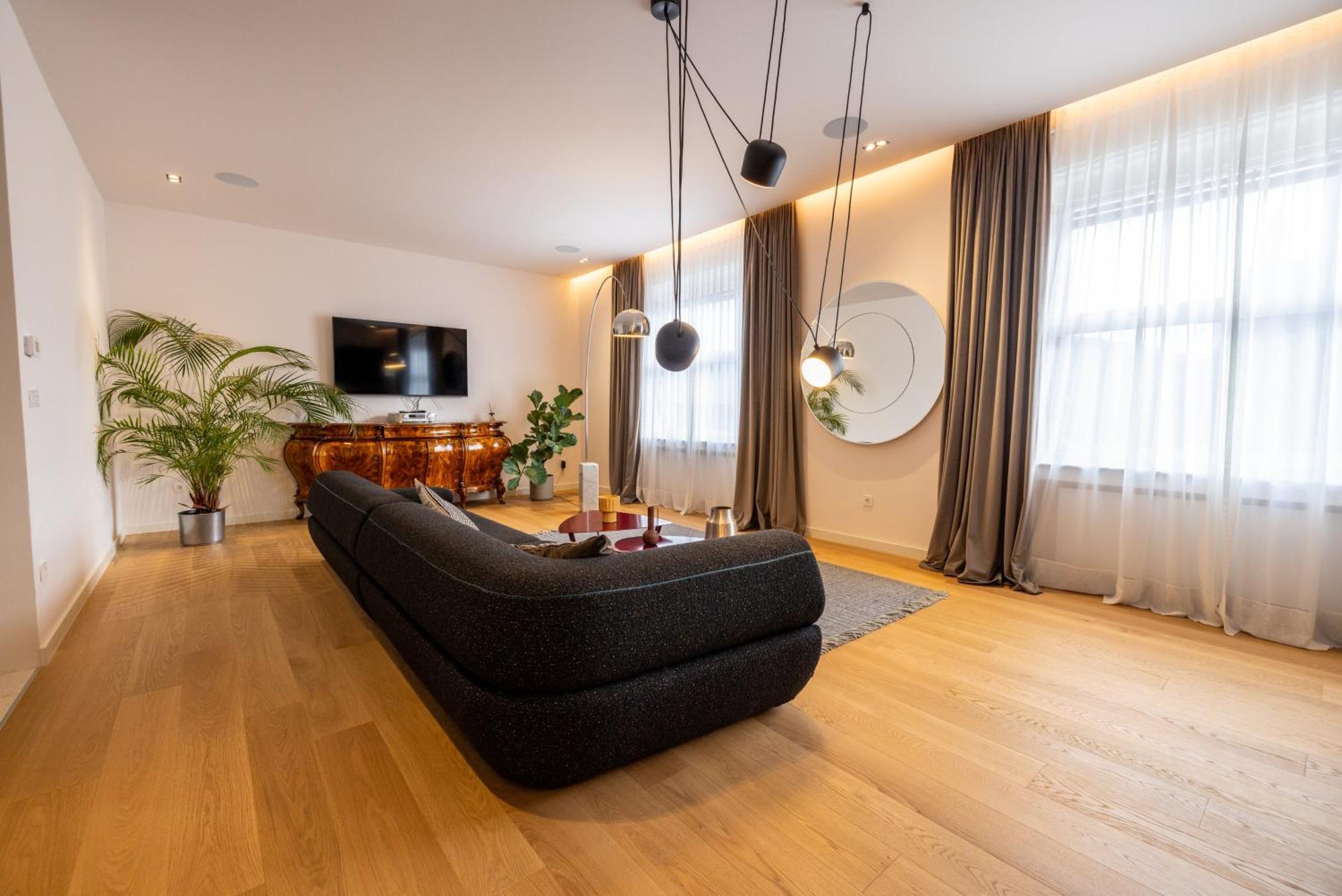 Main Square Luxury Apartment View Central Residence Zagreb Bagian luar foto