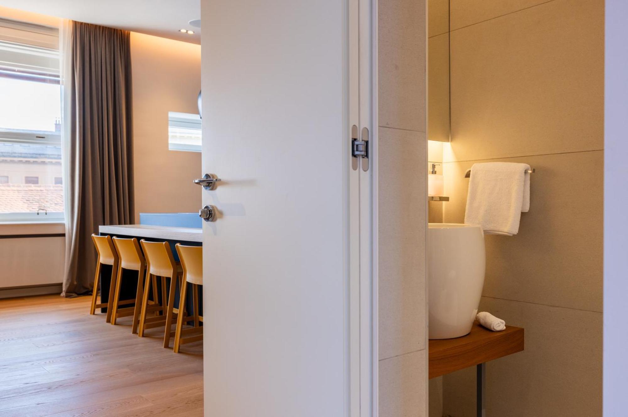 Main Square Luxury Apartment View Central Residence Zagreb Bagian luar foto