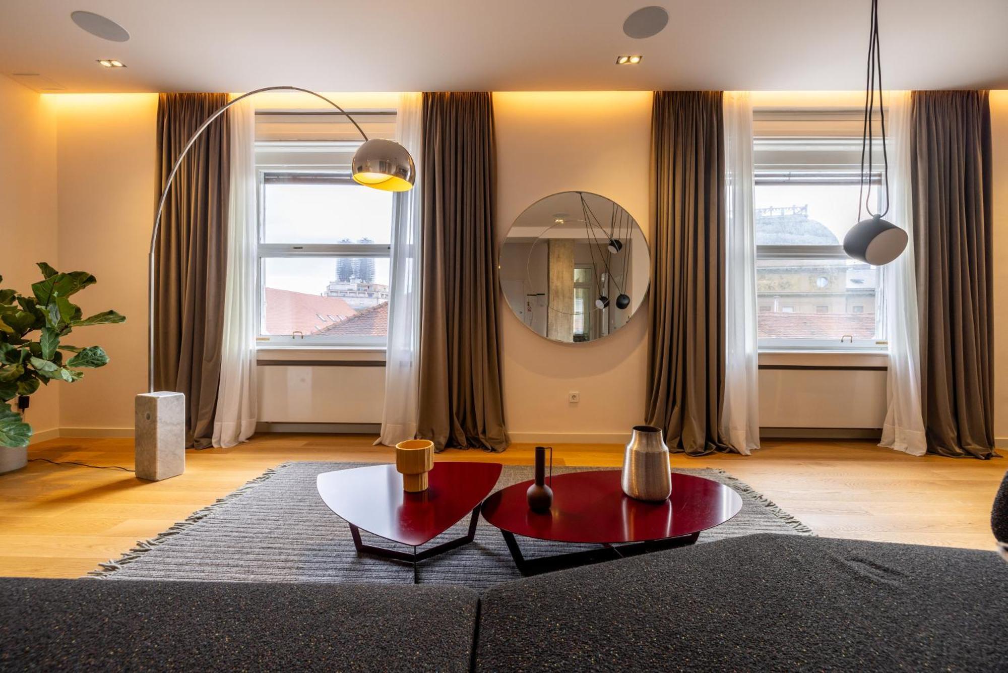 Main Square Luxury Apartment View Central Residence Zagreb Bagian luar foto